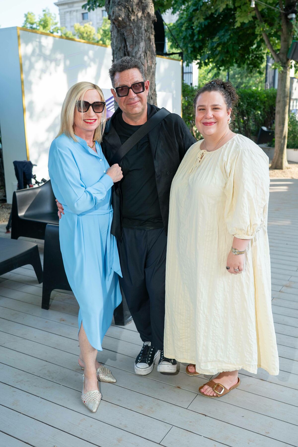 20250617 Künstlerfest v l Susanne und Atha Athanasiadis Laura Athanasiadis c Andreas Tischler