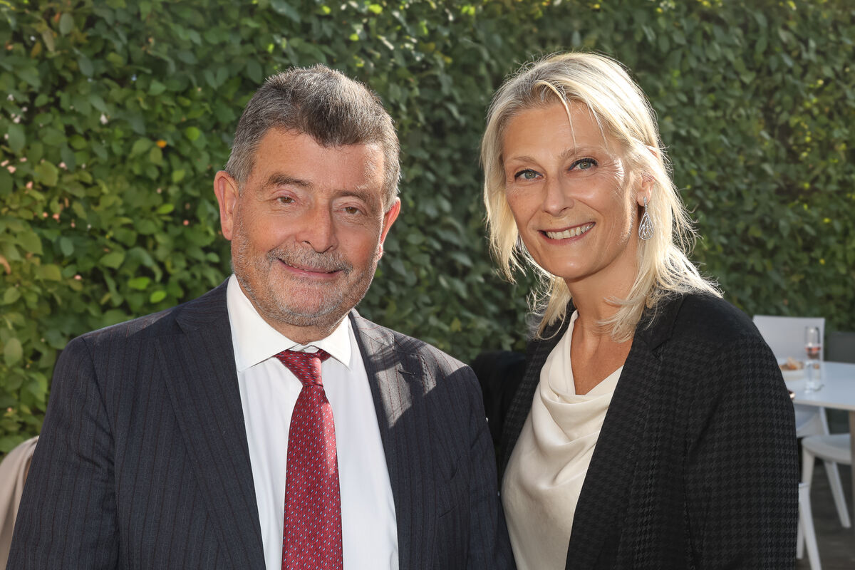 Stefan Ottrubay mit Begleitung c Katharina Schiffl